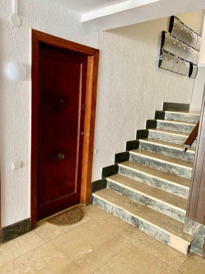 Apartamento - Wifi Free - Piscina - 50 M Playa 살루 외부 사진